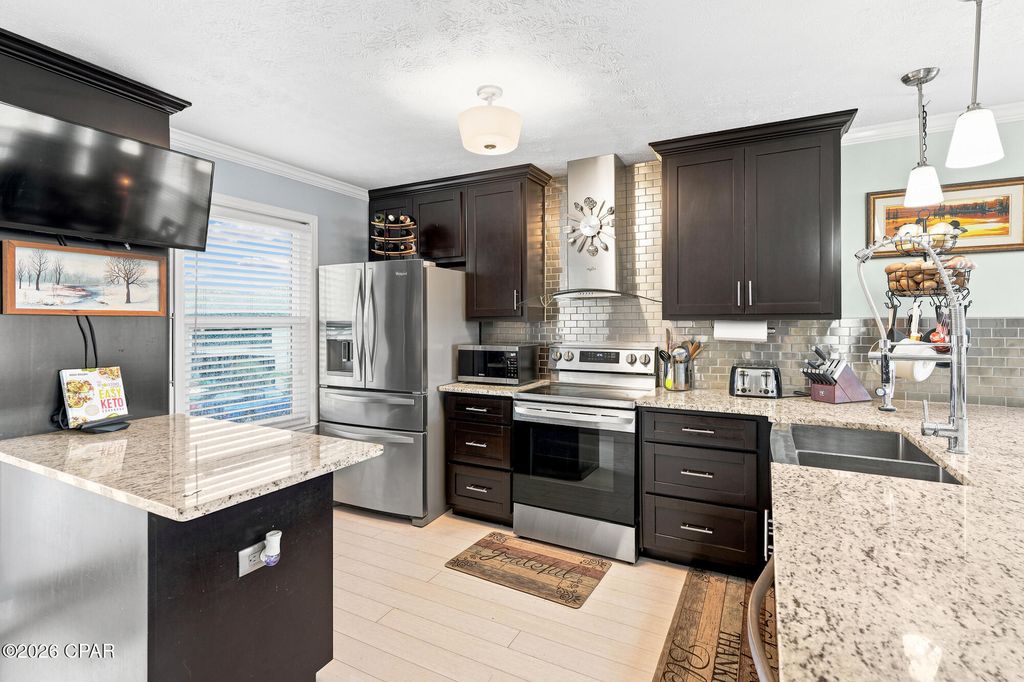 Image 15 of property listing at 7813 N Lagoon Drive 9D, Panama City Beach, FL 32408
