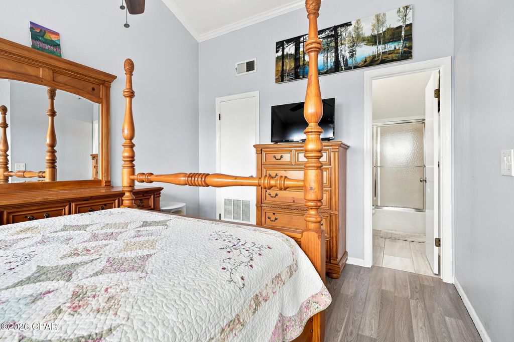 Image 28 of property listing at 7813 N Lagoon Drive 9D, Panama City Beach, FL 32408