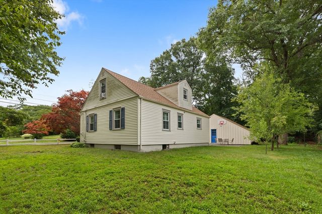 105 Patterson St, Attleboro, MA 02703