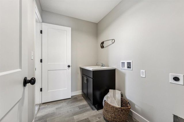 7624 22nd Avenue E, Shakopee, MN 55379