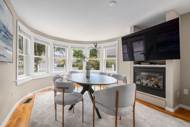 16 Schooner Ln 16, Quincy, MA 02171