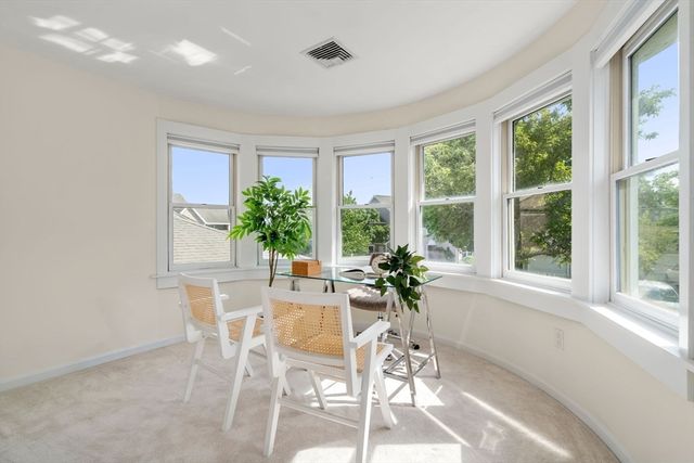 16 Schooner Ln 16, Quincy, MA 02171