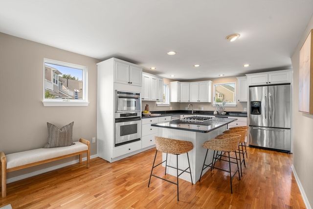 16 Schooner Ln 16, Quincy, MA 02171
