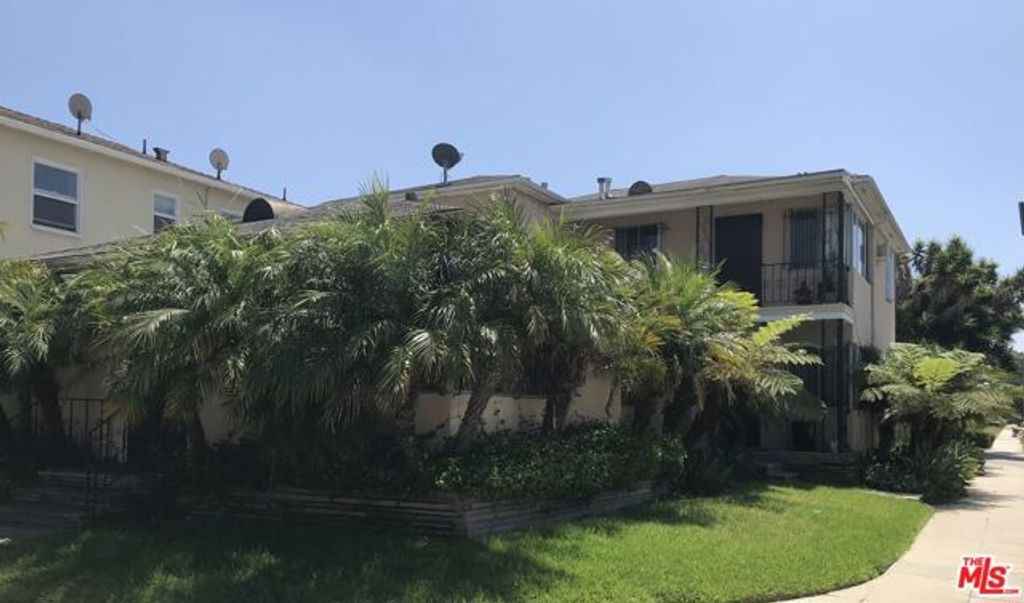 4058 9th Avenue, Los Angeles, CA 90008