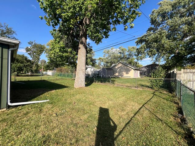 337 Oak Avenue, Wood Dale, IL 60191