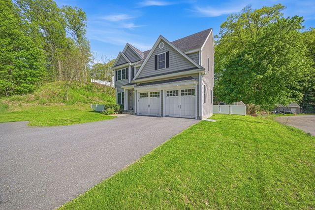 201 Boston Post Rd, Wayland, MA 01778