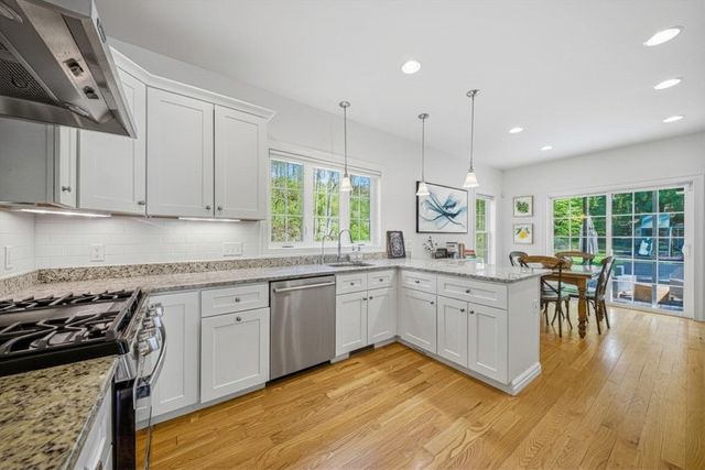 201 Boston Post Rd, Wayland, MA 01778