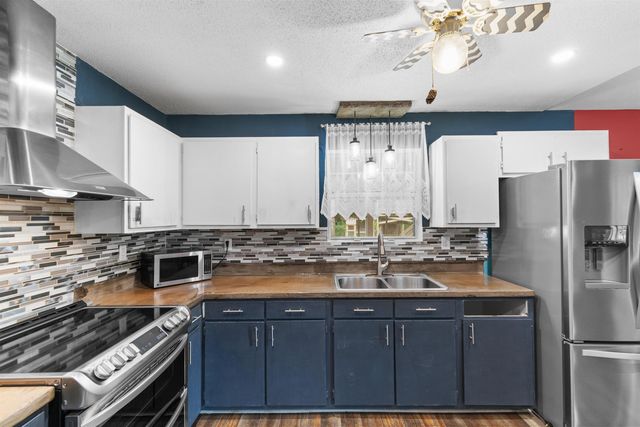 98 Wolf Dr., Georgetown, SC 29440
