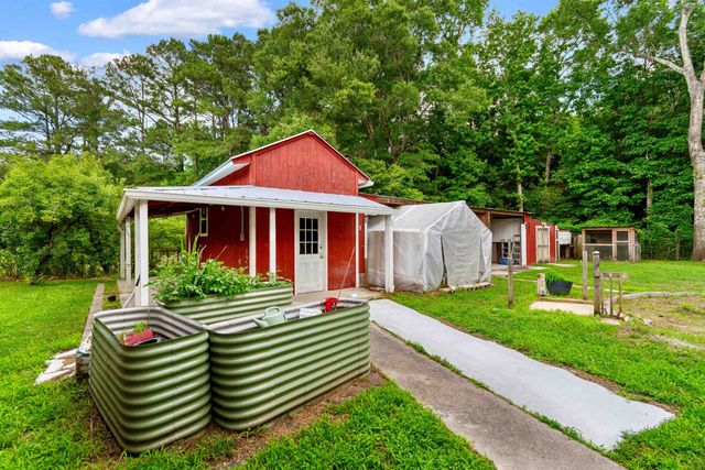 98 Wolf Dr., Georgetown, SC 29440