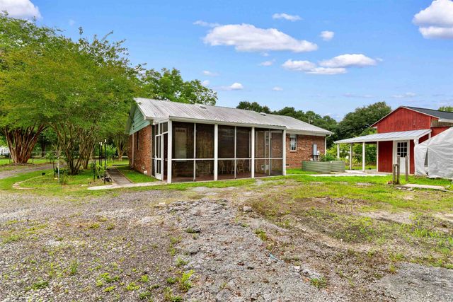 98 Wolf Dr., Georgetown, SC 29440