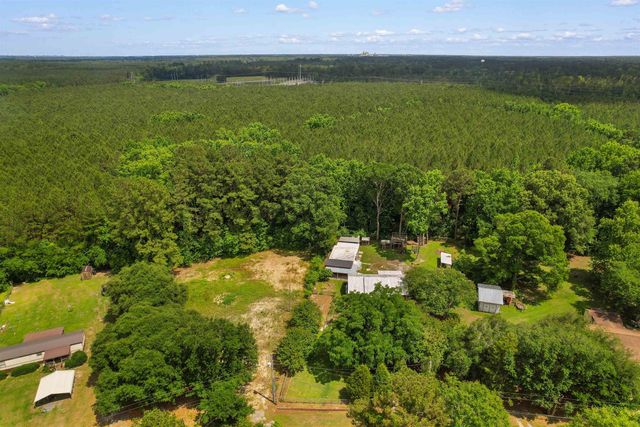 98 Wolf Dr., Georgetown, SC 29440