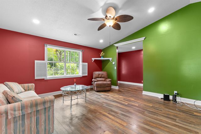 98 Wolf Dr., Georgetown, SC 29440