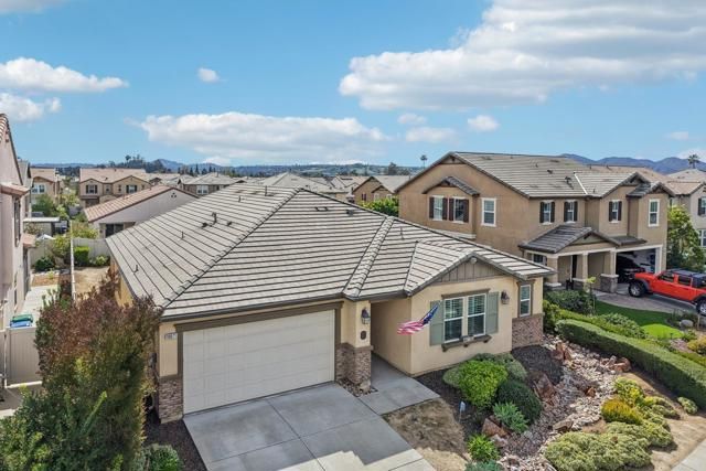 10671 Braverman Drive, Santee, CA 92071