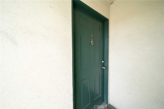9047 Langdon Ave 6, North Hills, CA 91343