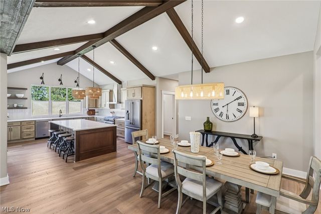 6579 Hathaway Road, Valley View, OH 44125