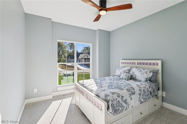 6579 Hathaway Road, Valley View, OH 44125