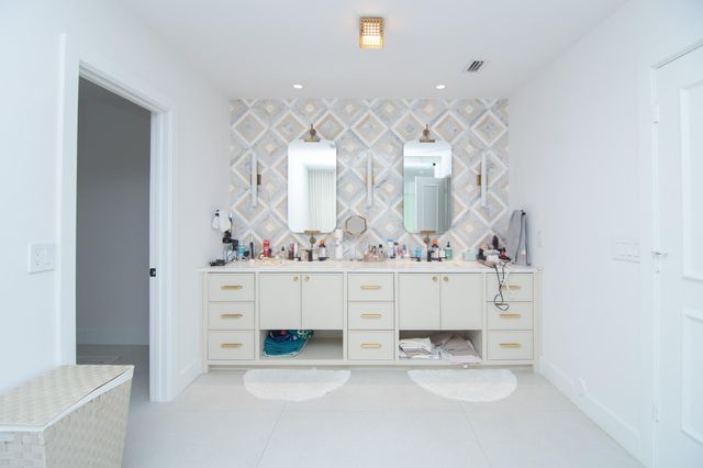 8208 Twin Lake Drive, Boca Raton, FL 33496