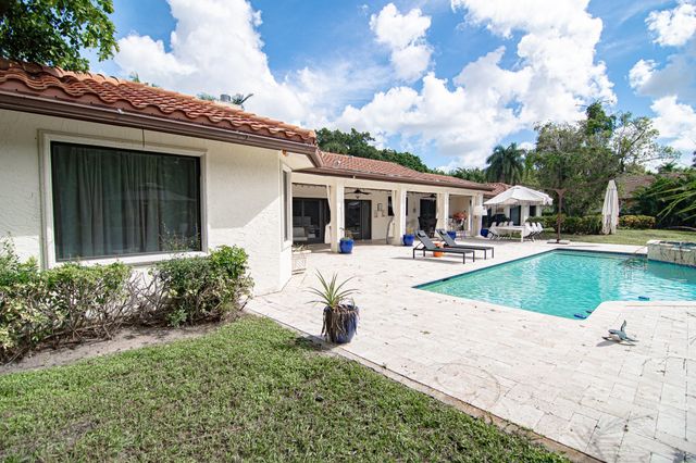 8208 Twin Lake Drive, Boca Raton, FL 33496