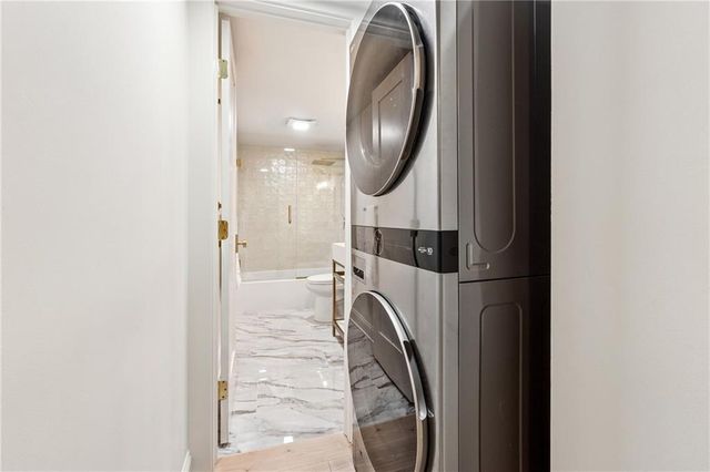 107 La Rue Place NW, Atlanta, GA 30327