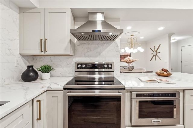 107 La Rue Place NW, Atlanta, GA 30327