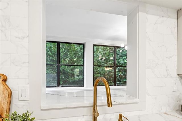 107 La Rue Place NW, Atlanta, GA 30327