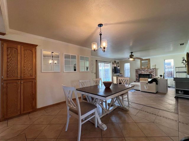 2126 Mckinley Court, Los Banos, CA 93635