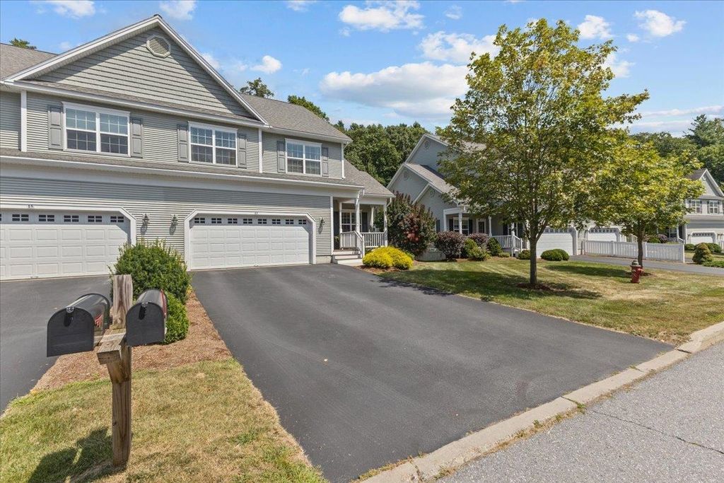 13 Dunbar Drive, Essex Junction, VT 05452