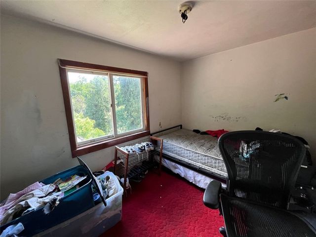 3128 Ridge Ave, Aliquippa, PA 15001