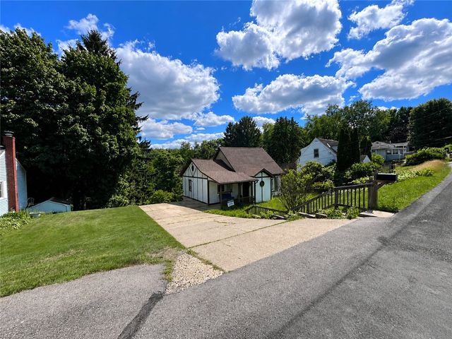 3128 Ridge Ave, Aliquippa, PA 15001