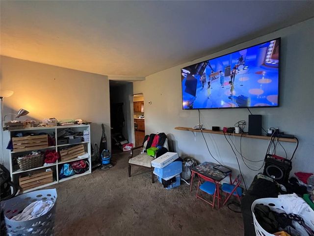 3128 Ridge Ave, Aliquippa, PA 15001