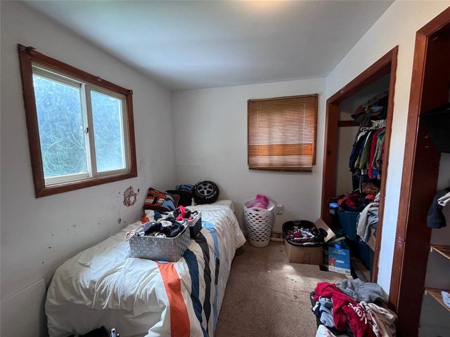 3128 Ridge Ave, Aliquippa, PA 15001