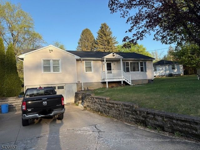 2 Canfield Ave, Randolph Twp., NJ 07869