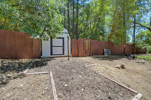 3070 Gingham Ct, Placerville, CA 95667