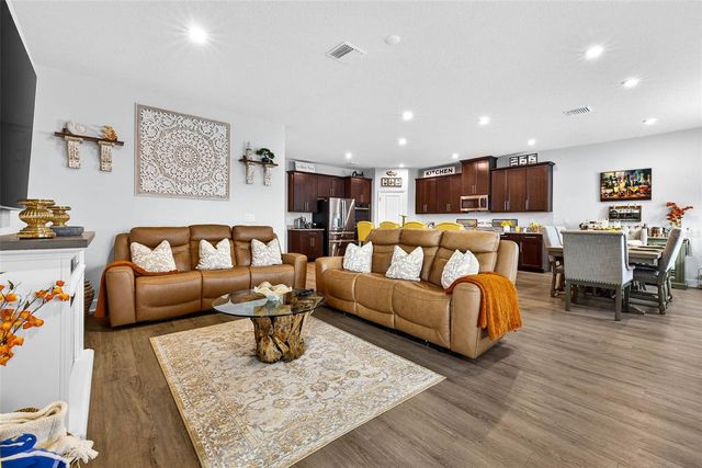 35474 QUARTZ LAKE DRIVE, Zephyrhills, FL 33541