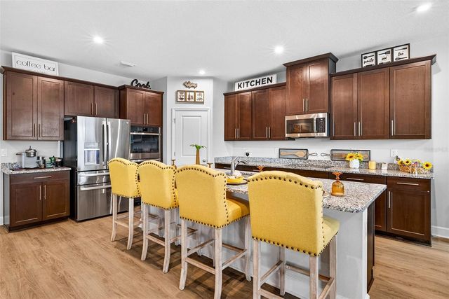 35474 QUARTZ LAKE DRIVE, Zephyrhills, FL 33541