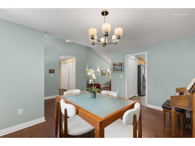 10145 Sw PAULINA Dr, Tualatin, OR 97062