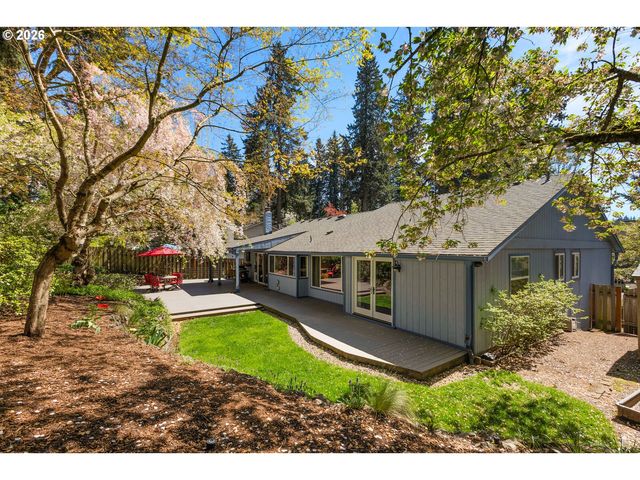 10145 Sw PAULINA Dr, Tualatin, OR 97062