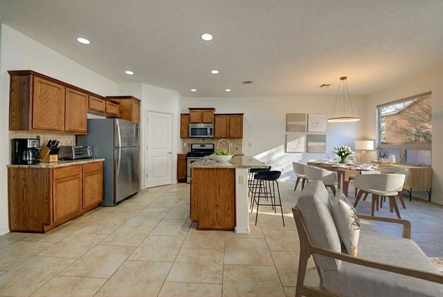 1604 Cheshire Court NW, Albuquerque, NM 87104