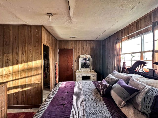 200 S Hartford St, Marfa, TX 79843