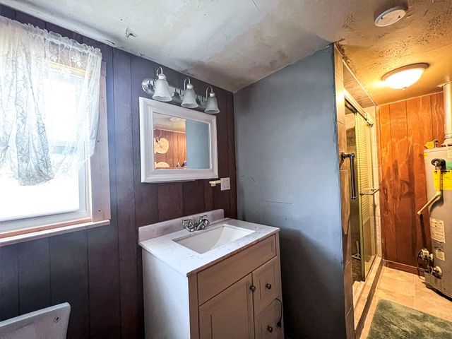 200 S Hartford St, Marfa, TX 79843