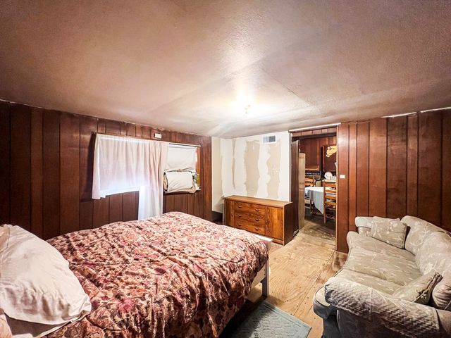 200 S Hartford St, Marfa, TX 79843