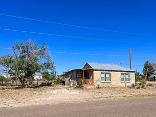 200 S Hartford St, Marfa, TX 79843