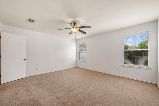906 Indian Meadow DR, Georgetown, TX 78626