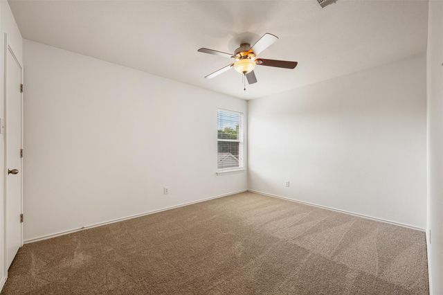 906 Indian Meadow DR, Georgetown, TX 78626