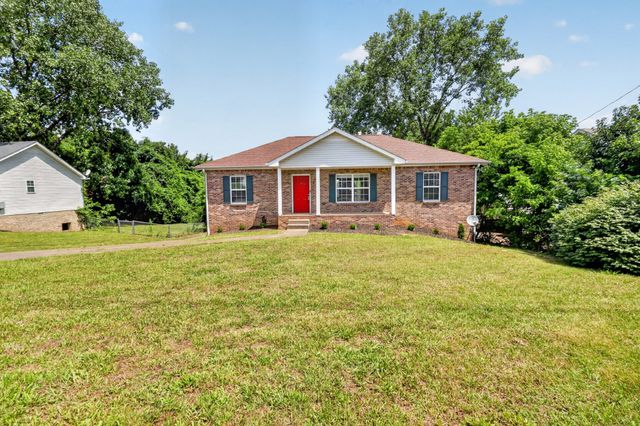 1009 Monica Dr, Clarksville, TN 37042