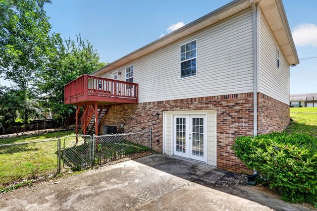 1009 Monica Dr, Clarksville, TN 37042