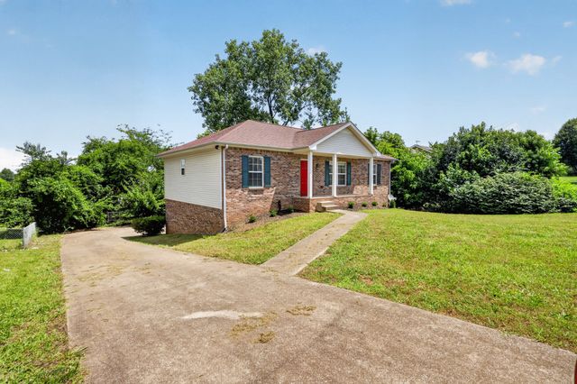 1009 Monica Dr, Clarksville, TN 37042