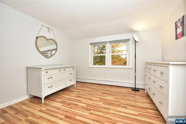 82 Grove Street, Waldwick, NJ 07463