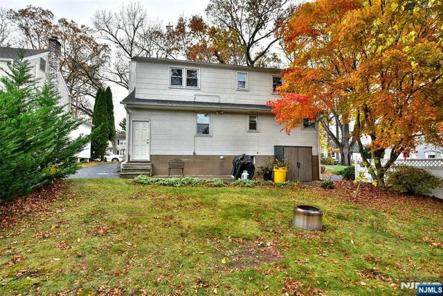82 Grove Street, Waldwick, NJ 07463