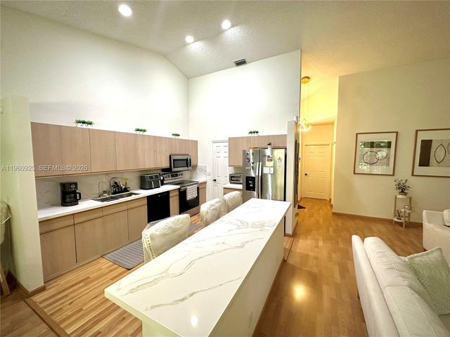 5790 Coach House Cir E, Boca Raton, FL 33486